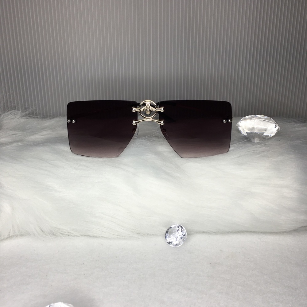 Bumblebee sunglasses